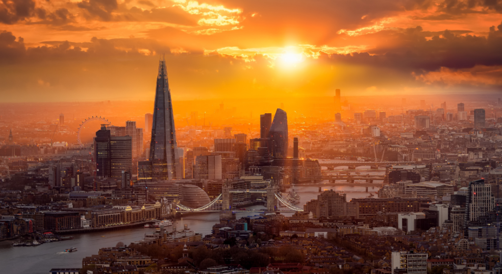 Sun setting in London